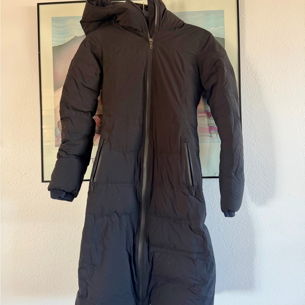 lululemon athletica Long Black Hooded Puffer Jacket